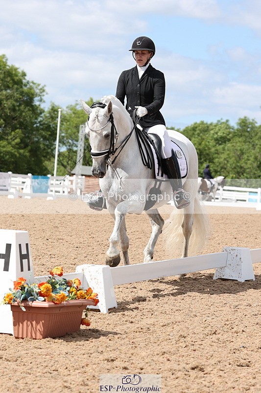 240622A-154254-14298 - Cls 36 BD Adv Medium 98