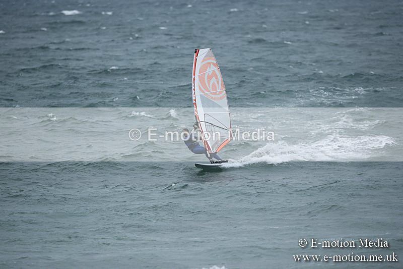 WS 150913-9 - Windsurfing