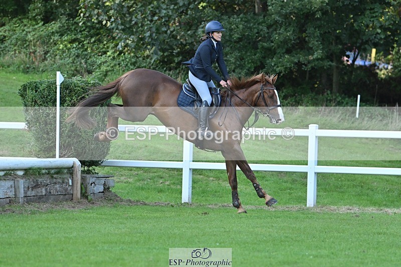 230909-181304-08001 - Cls 14 Snr 1m Derby