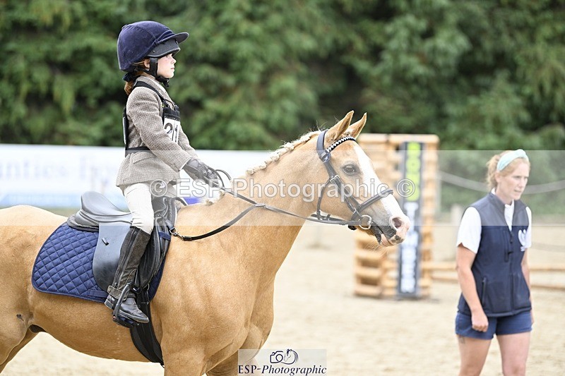 250820A-125504-06759 - Round 1, Start to 1.30pm Break