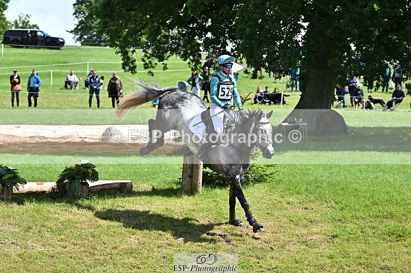 240526-121642-21904 - 529-SBH_BIG_WALL-Izzy_Taylor