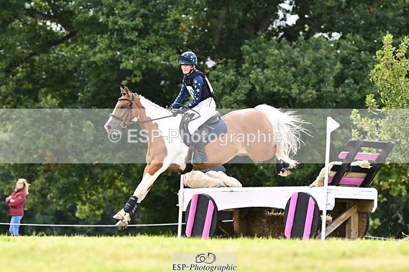 240825X-171354-37443 - 80cm XC 16.30 to 17.30