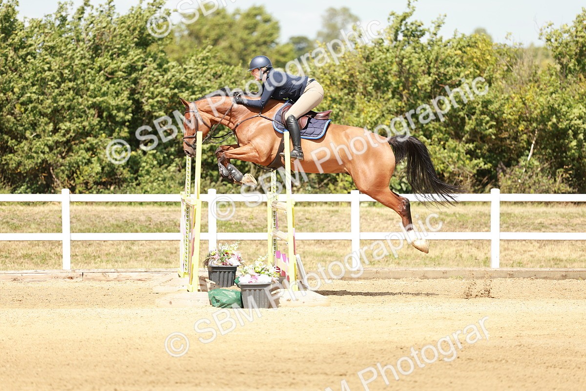 SBM_007765 - Class 4 - Senior Foxhunter - 1.20m Open