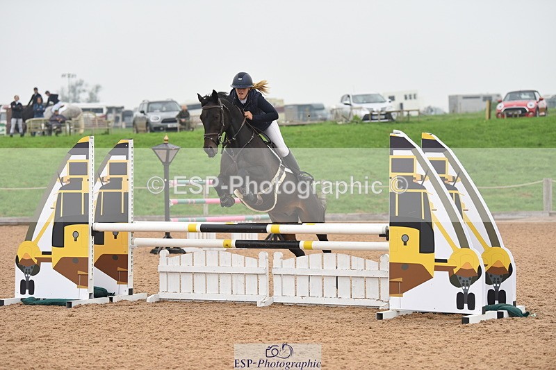 230916A-154844-05423 - Cls 18 Snr 95cm Derby