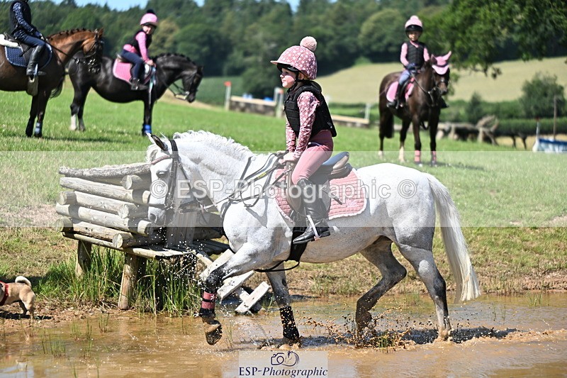 240729B-145942-02938 - Abbie's Group XC