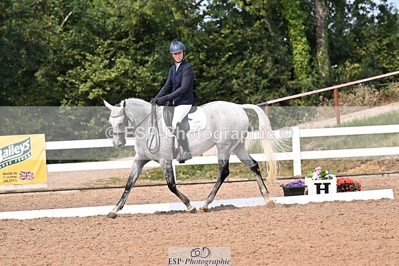 250816-145143-05469 - 149-Sophie.HawkeRAINBOW.DREAM