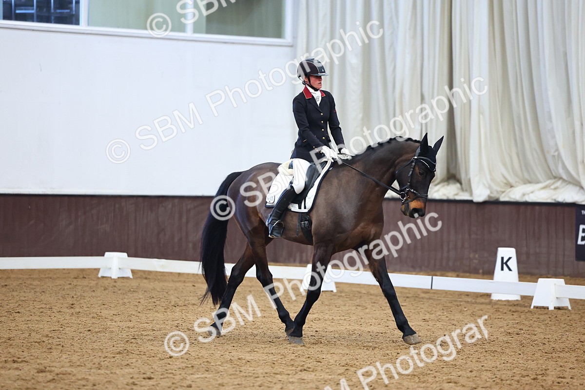 SBM_008679 - Class 25 - Advanced medium 6