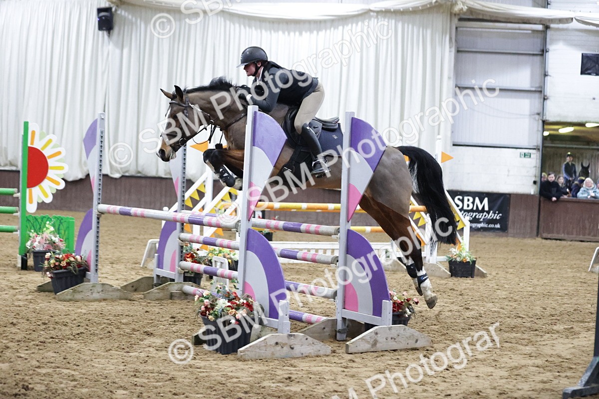 SBM_000607 - Class 3 - Nupafeed Supplements Senior Discovery/ 1m Open