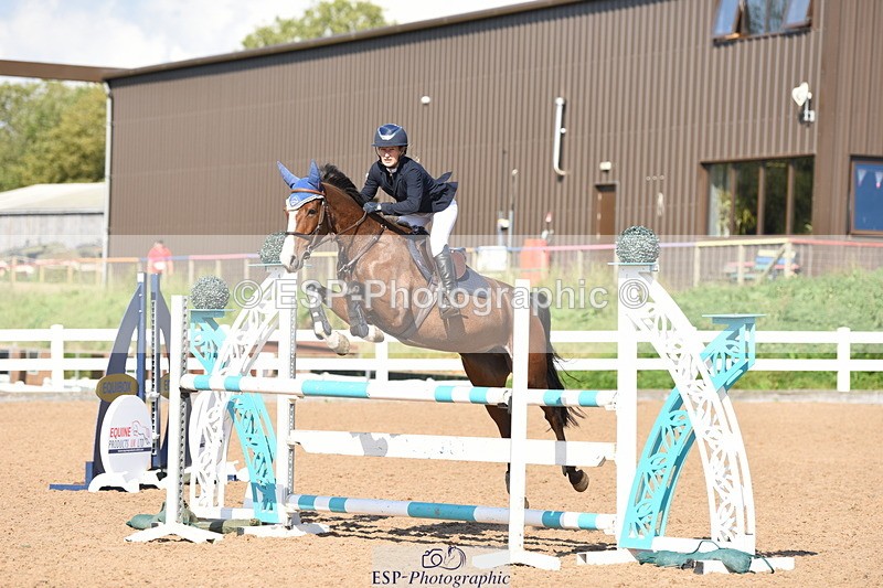 230915A-151240-00779 - Cls 12 1.05m Amateur Qualifier