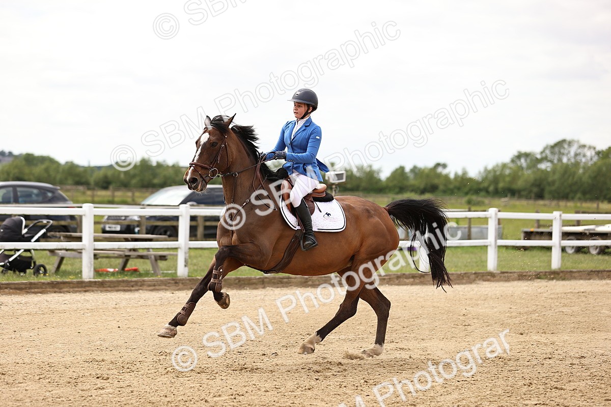 SBM_000464 - Class 4 - 1m showjumping