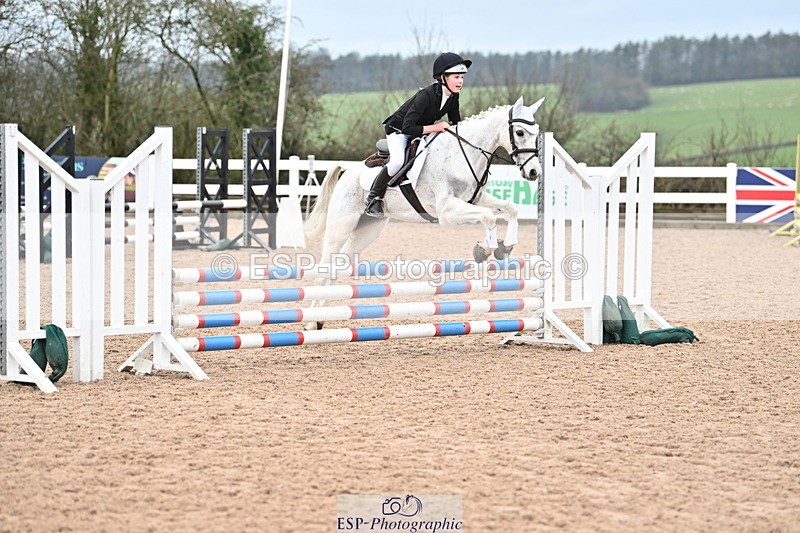 240309A-103043-00111 - Cls 1 Pony Intro 70cm