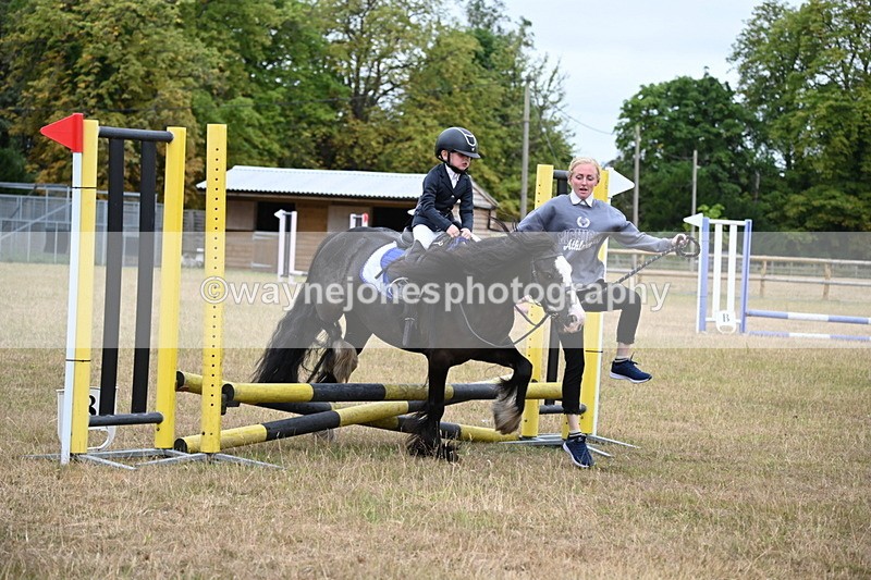 WJ6_9561 - Class 12 Minimus Jumping 45cm