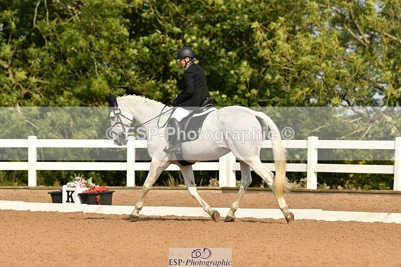 250817-095117-07613 - 179-Kate.WilliamsGhyllwood.April.Moment