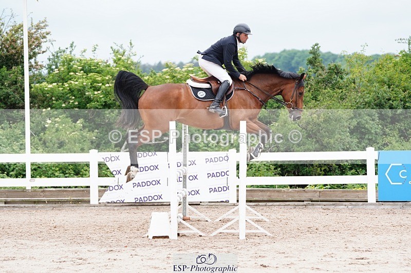 250524-113704-06410 - Cls 21 A&B Snr Disco & 1.00m Open