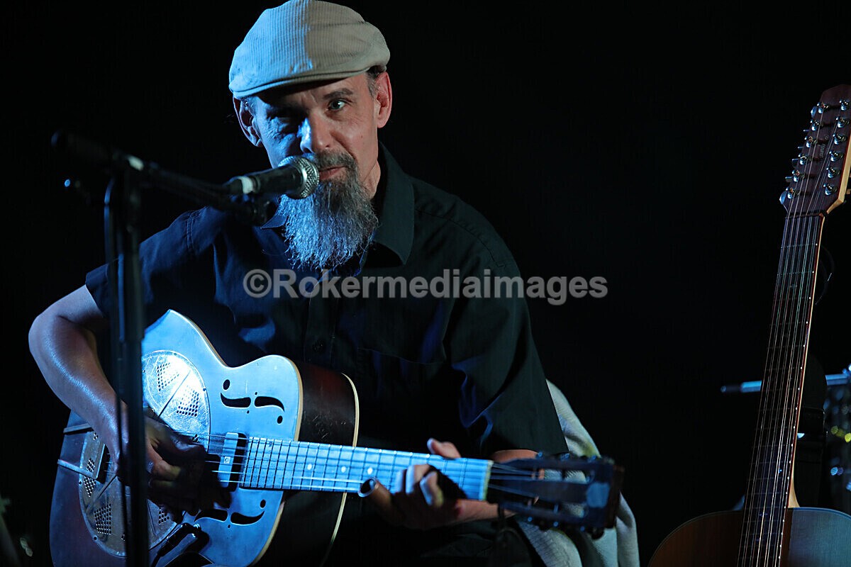 FOLK N BLUES-553 - FOLK and BLUES SEPT 2022