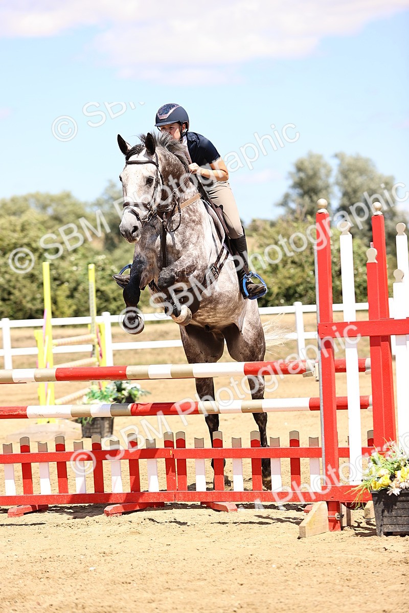 SBM_014400 - Class 15 - Senior Newcomers - 1.10m Open