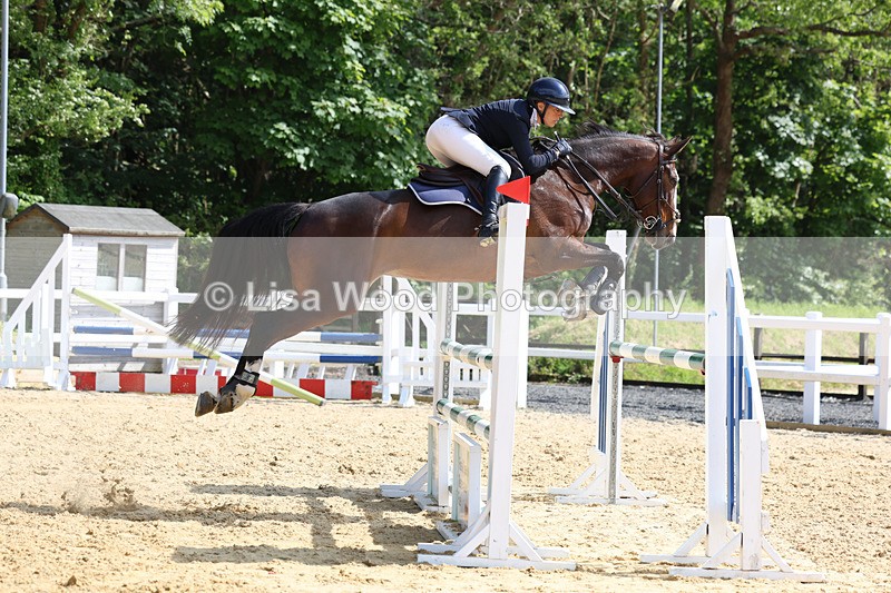 3E7A1326 - Class 14: Senior 1.15m Open