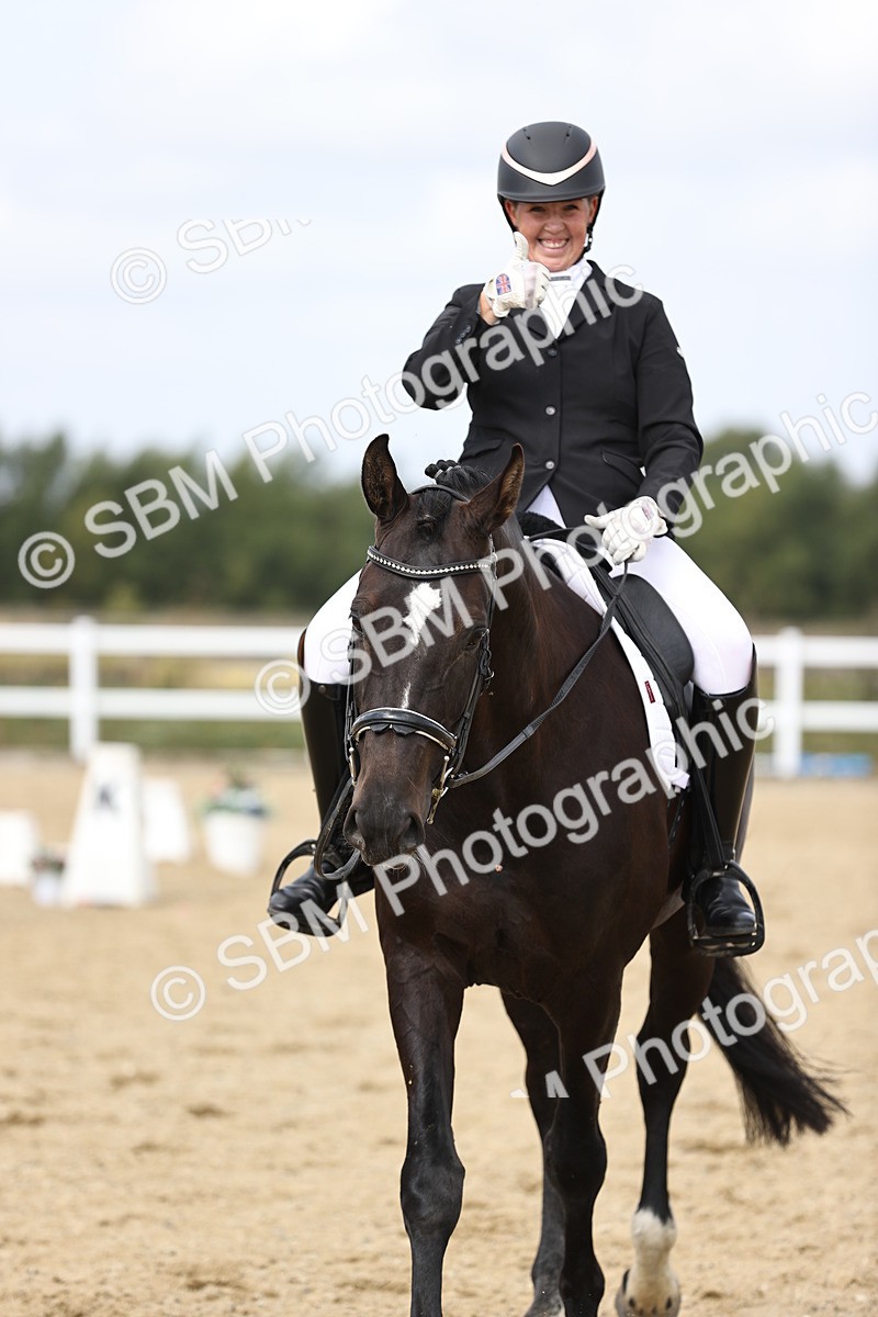 SBM_016150 - Class 14 - Novice 23 - 10.29-11.32