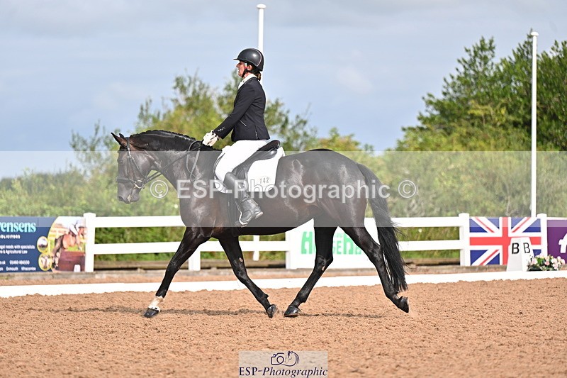 240817A-101054-07680 - 142-Elaine.Cleverdon-Pagante