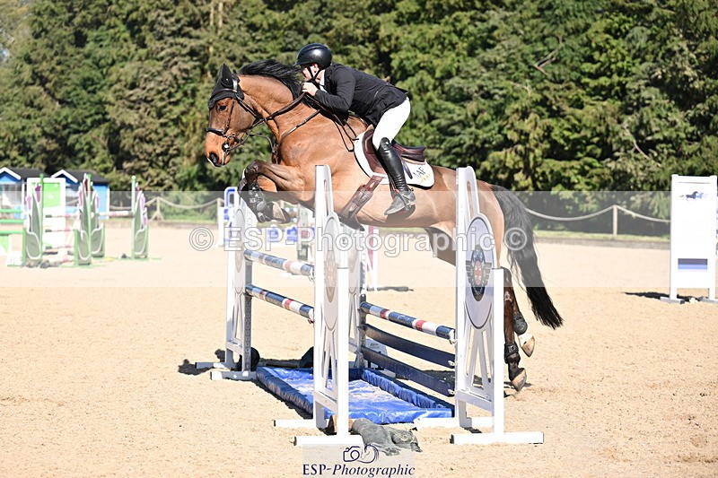 260321A-135802-00884 - 5 Newcomers 1m 10