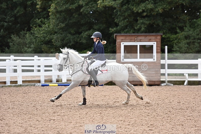 230806A-143022-02525 - Cls 22 Pony Foxhunter & 1.10m Open