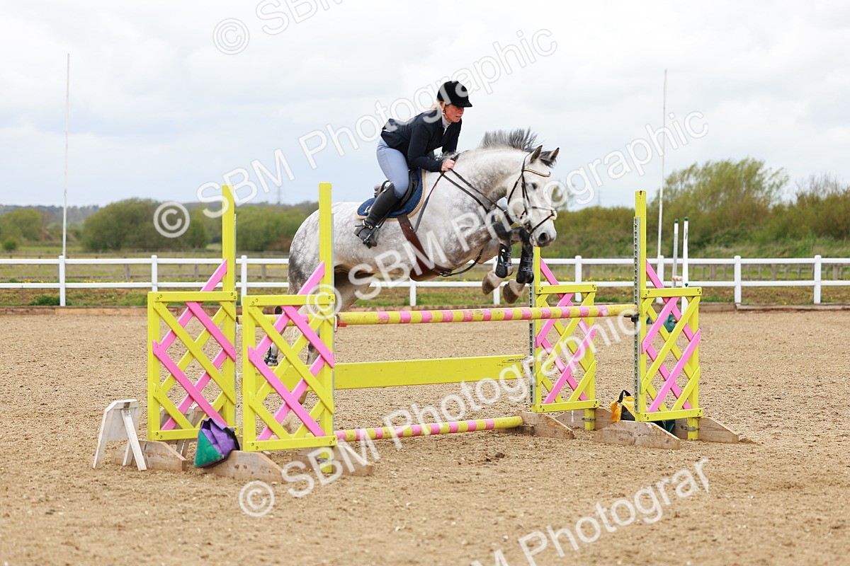 SBM_002561 - Class 10 - Senior Newcomers - 1.10m