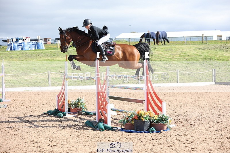 240419A-103100-06073 - Cls 2, 2 Star Small Tour 1.30m