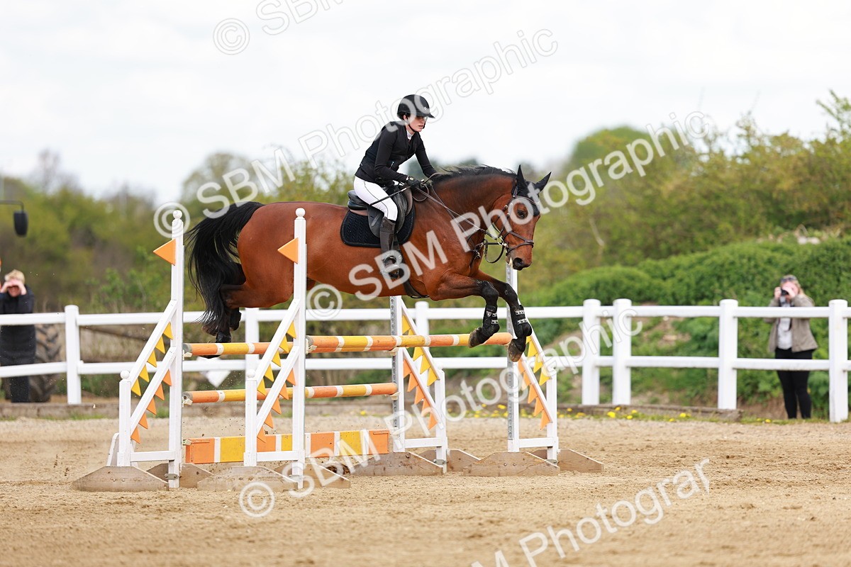 SBM_002203 - Class 4 - Senior Newcomers - 1.10m