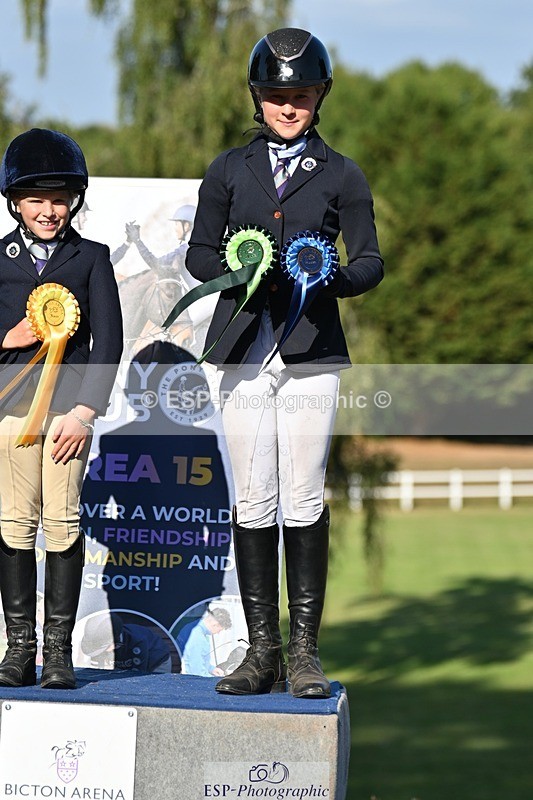 250822A-170718-24382 - Friday Presentations