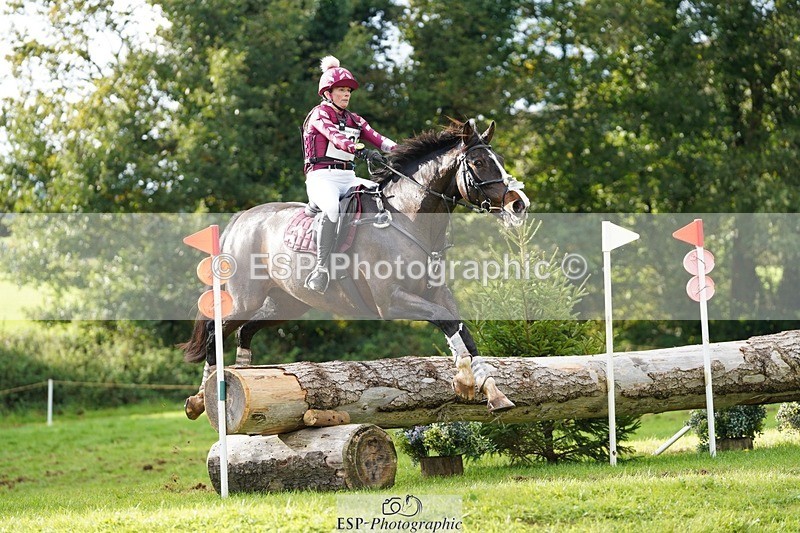 231021-154010-20221 - 500-HARLYN.CONNOR-Kerryann.Dunstan-SC+XC