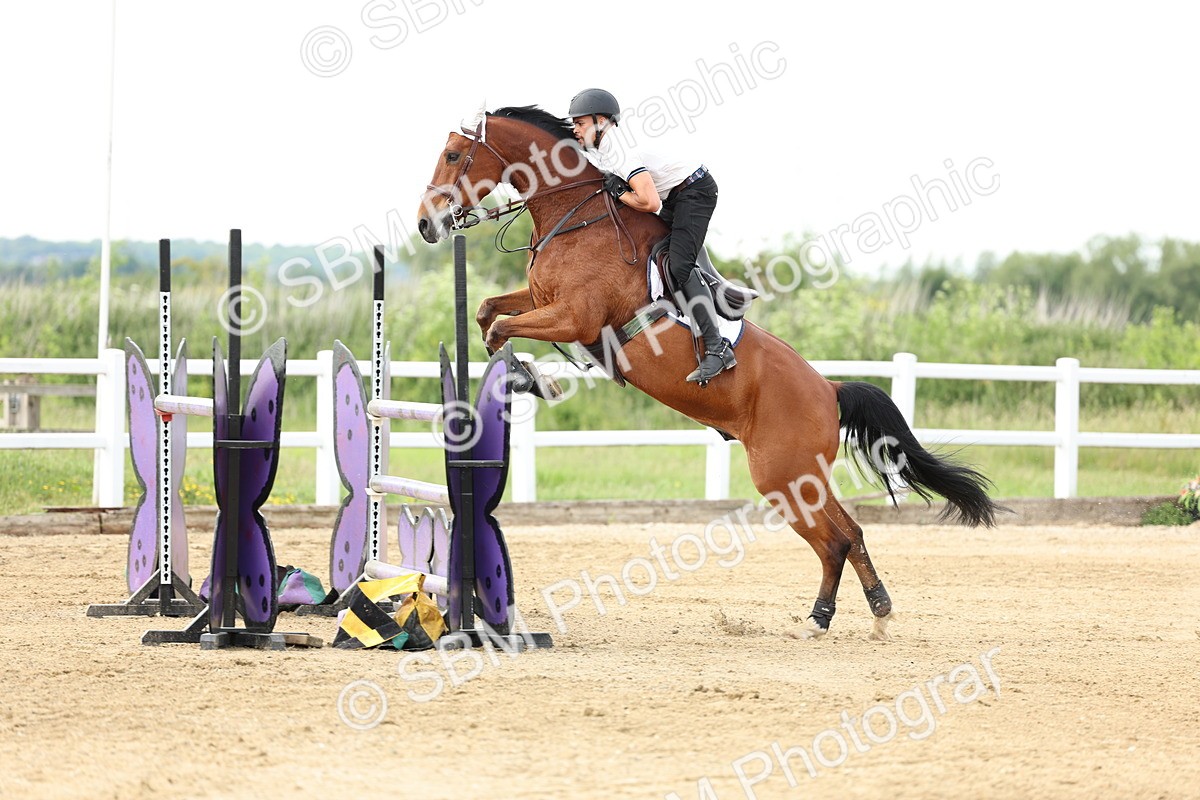SBM_006337 - Class 20 - Senior Foxhunter - 1.20m