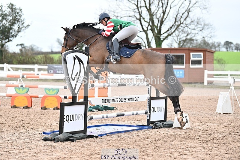 241206-130919-00921 - Cls 5 Newcomers and 1.10m Open