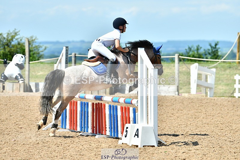 230625A-112130-03728 - Cls 34 Stepping Stones 128 + 138cm