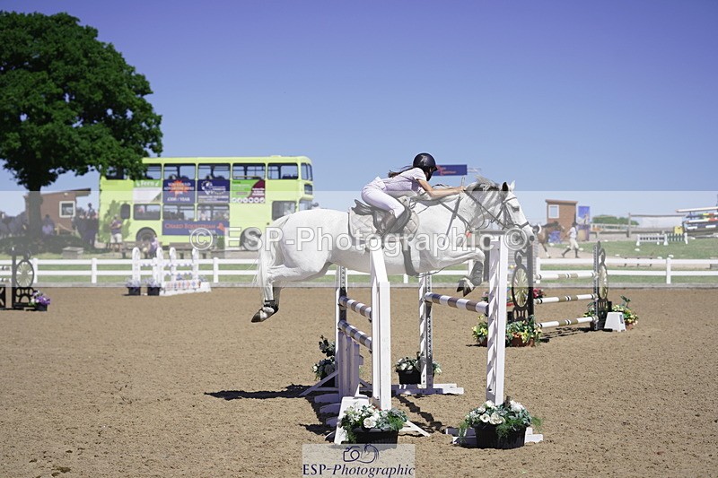 230624A-151748-02186 - Cls 26 Pony Foxhunter & 1.10m Open