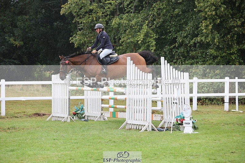 250830A-141138-06911 - Cls 16 Snr Newcomers and 1.10m Open