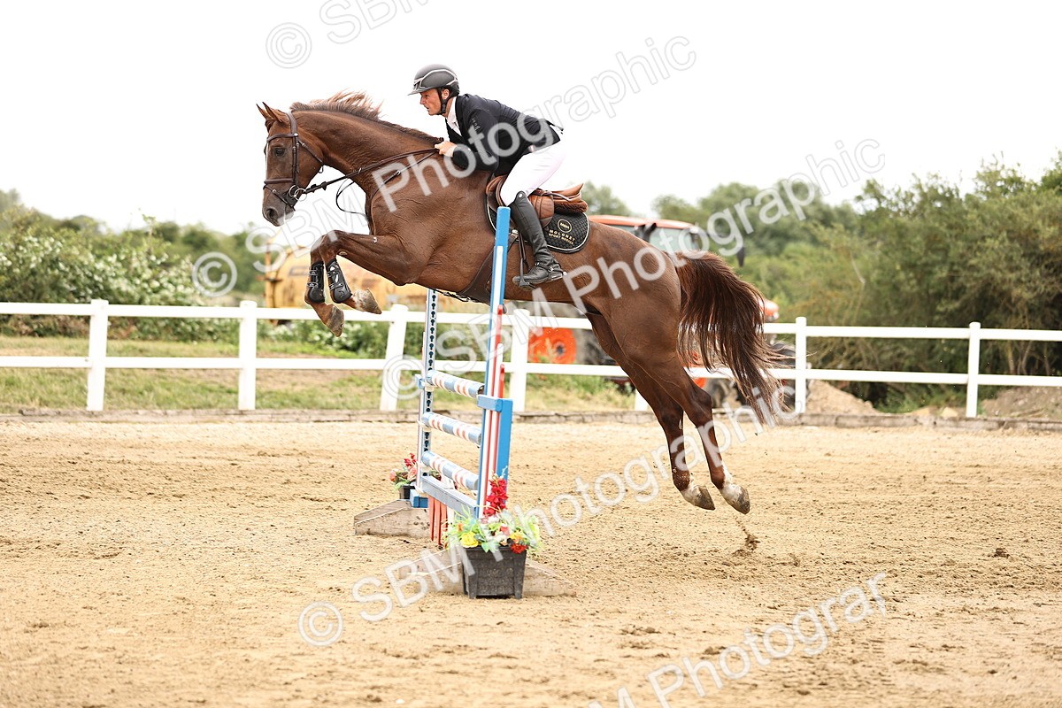 SBM_003265 - Class 21 - Senior Newcomers - 1.10m