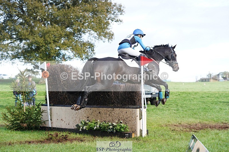 231021-142956-19279 - 467-WELLSHEAD.SQUIGGLE-Emily.Illing-SC+XC