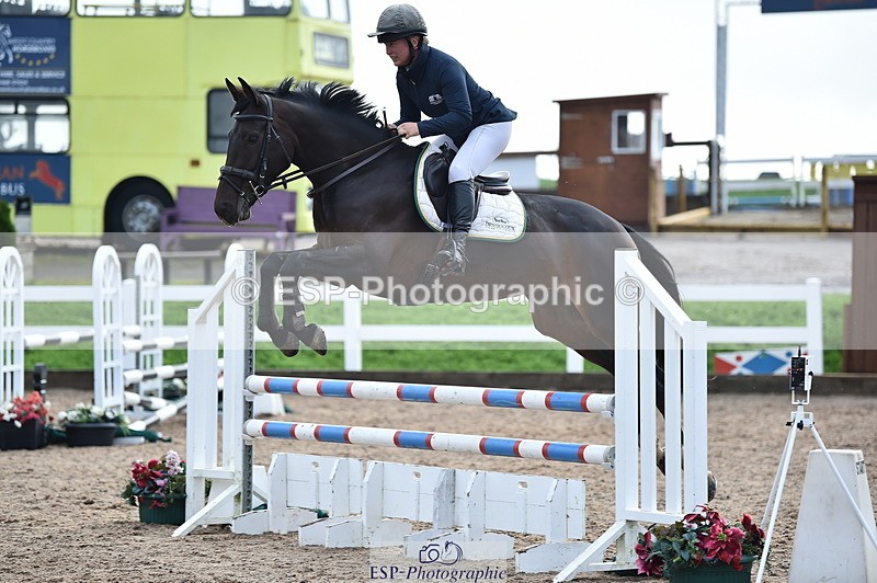 231013A-100108-00897 - Cls 6 British Novice & 90cm Open