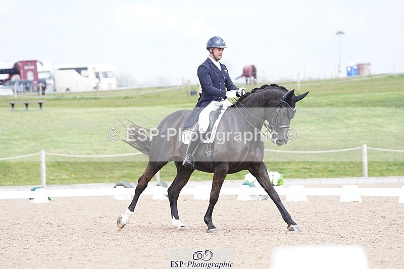 250403-141236-02875 - 022-Jezz.Palmer-Romanno.Weltino