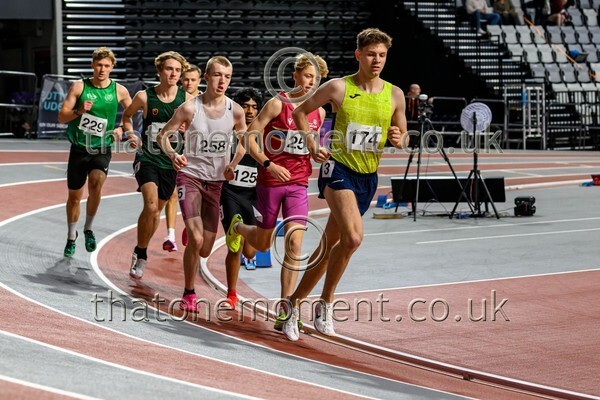 StudInd-915617 - Track Male Set Two