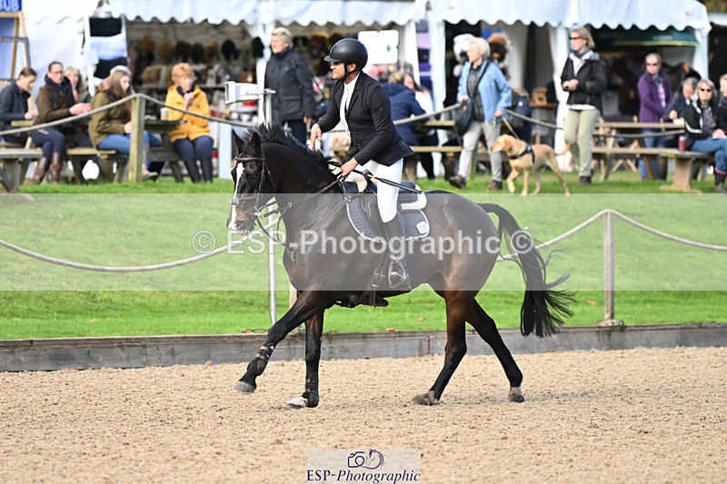 241025-124618-07736 - 226-Matteo.Gallucci-CASTLERICHMOND.WILLIAM