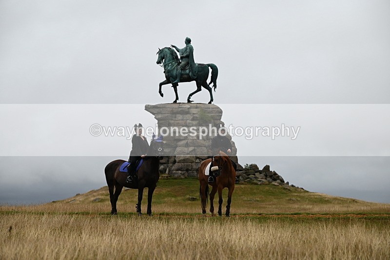 DSC_2136 - Time at Statue 12:13 to 12:32