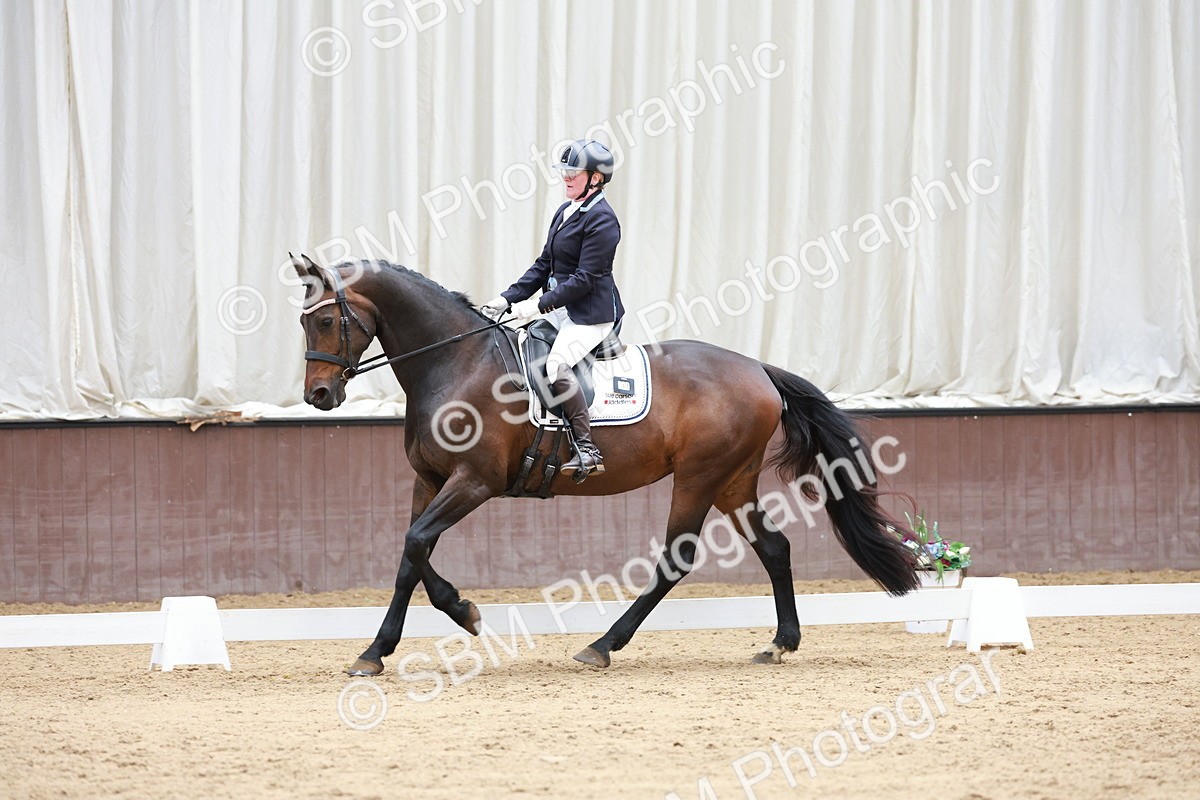 SBM_009996 - Class 6b - Novice 6 - 12.40-13.43