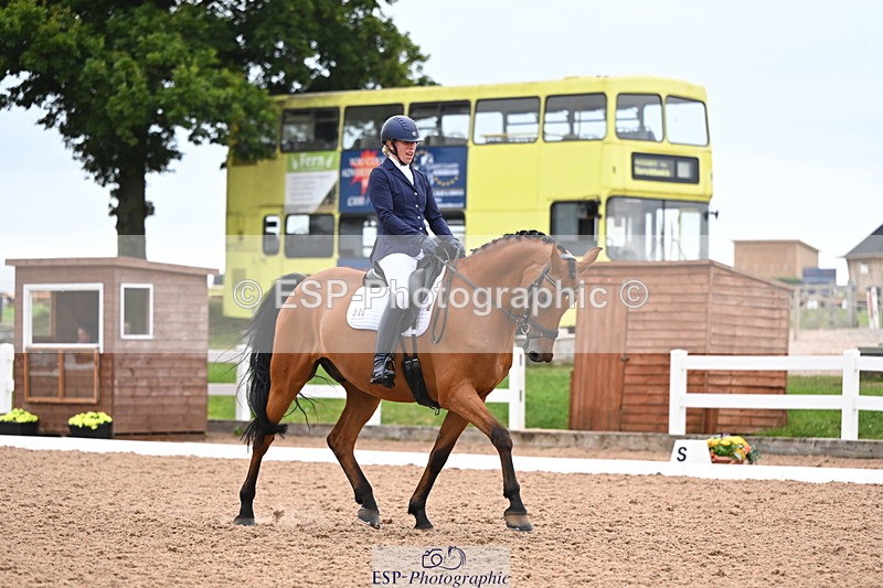 240817A-154924-10376 - 316-Hannah.Drinkwater-Sonnetti