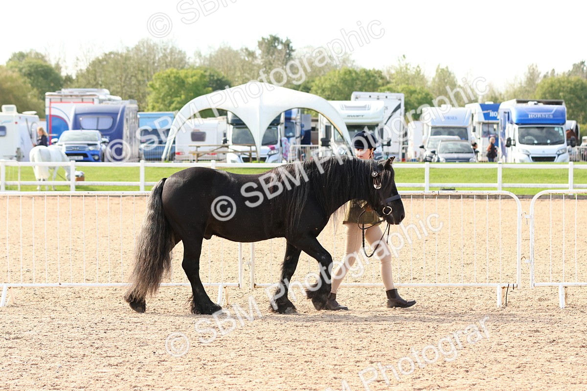 SBM_17964 - Class 707 - IH Groom - Helpers Glass