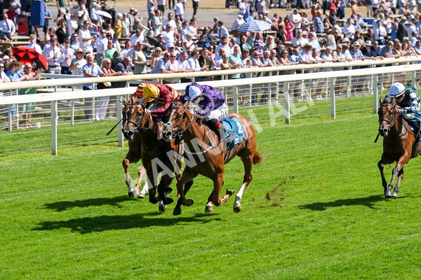 110725-Race 3-Bosa Nova-4162 - Race 3 3.20pm Ire-Incentive, It Pays To Buy Irish EBF Fillies' Novice Stakes