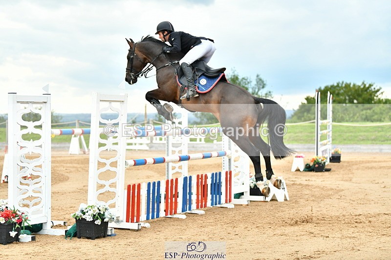 230720A-152112-03819 - Cls 9, 2 Star Big 1.40m Start to break