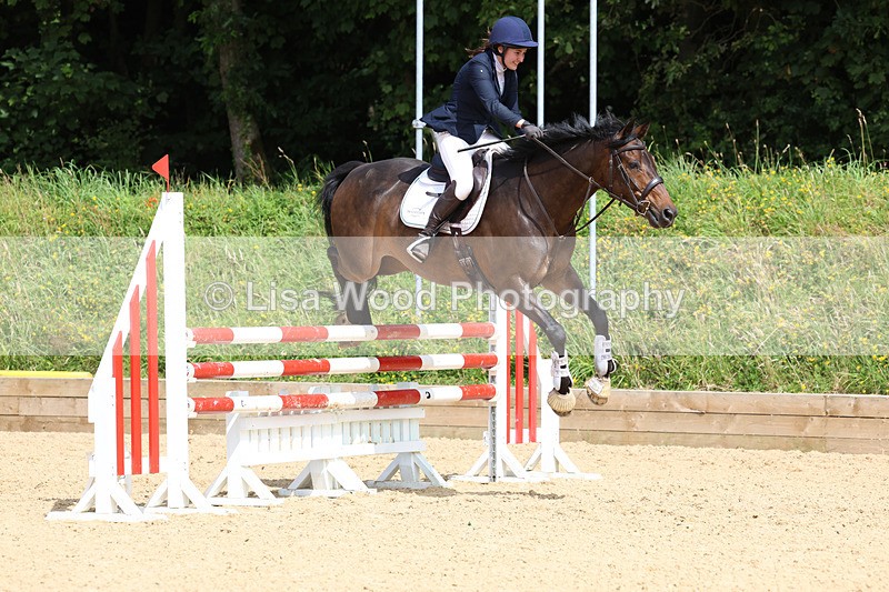 3E7A1595 - Class 13: Senior Newcomers/1.10m open