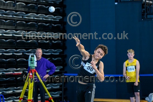 AgeInd25SAT-919483 - Field Male