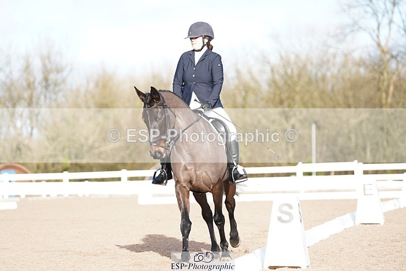 241214-124120-00486 - 140-Samantha.Henderson-Rich.Tricks.Otis